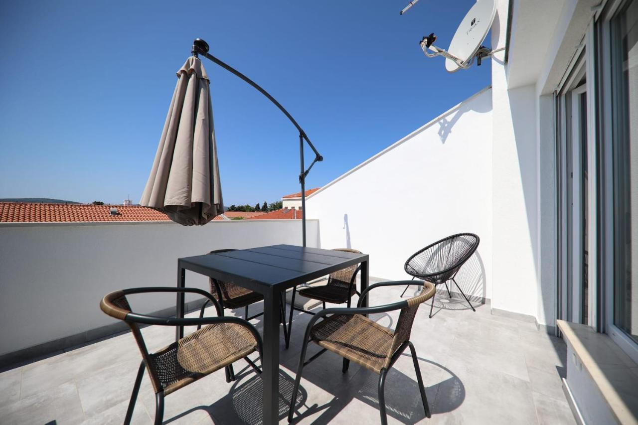 Apartment Rosso Zadar Buitenkant foto