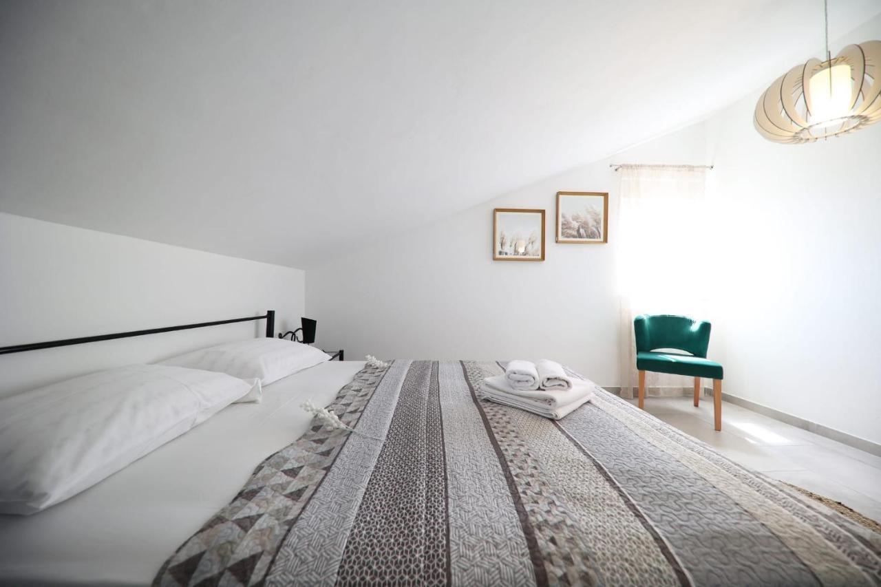 Apartment Rosso Zadar Buitenkant foto