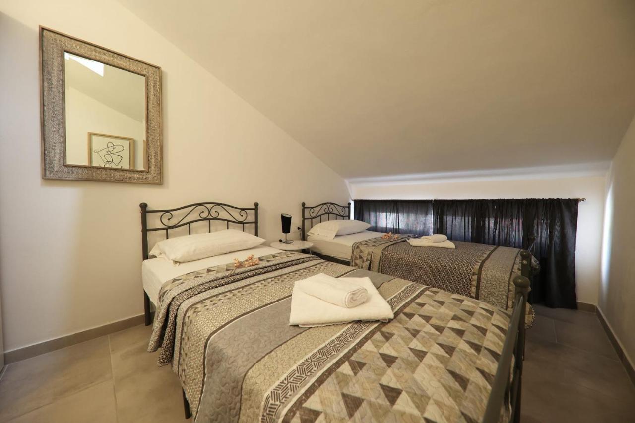 Apartment Rosso Zadar Buitenkant foto